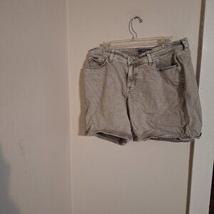 torrid shorts size 14